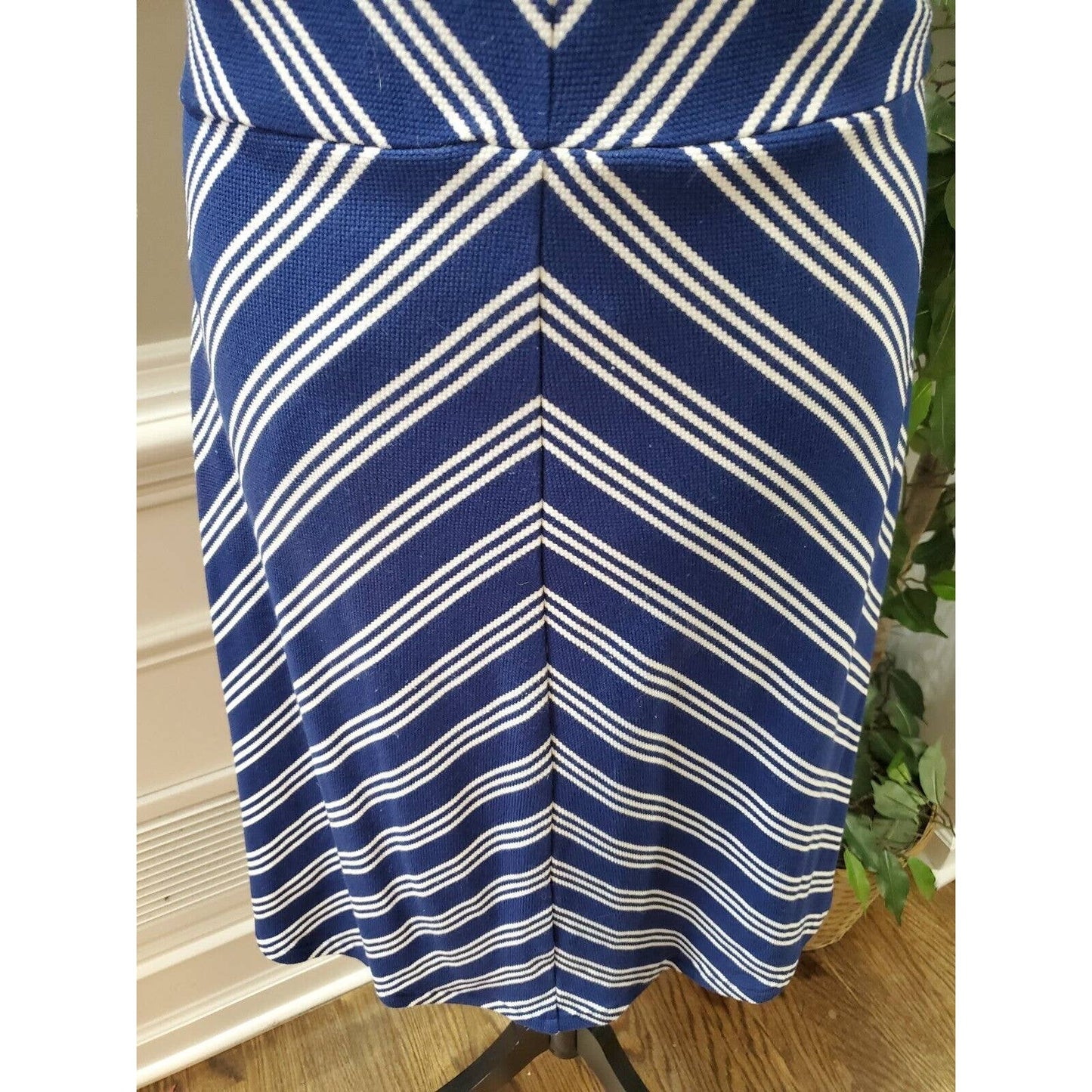 Lark & Ro Women's Blue Rayon V-Neck Sleeveless Casual Knee Length Dress Size L