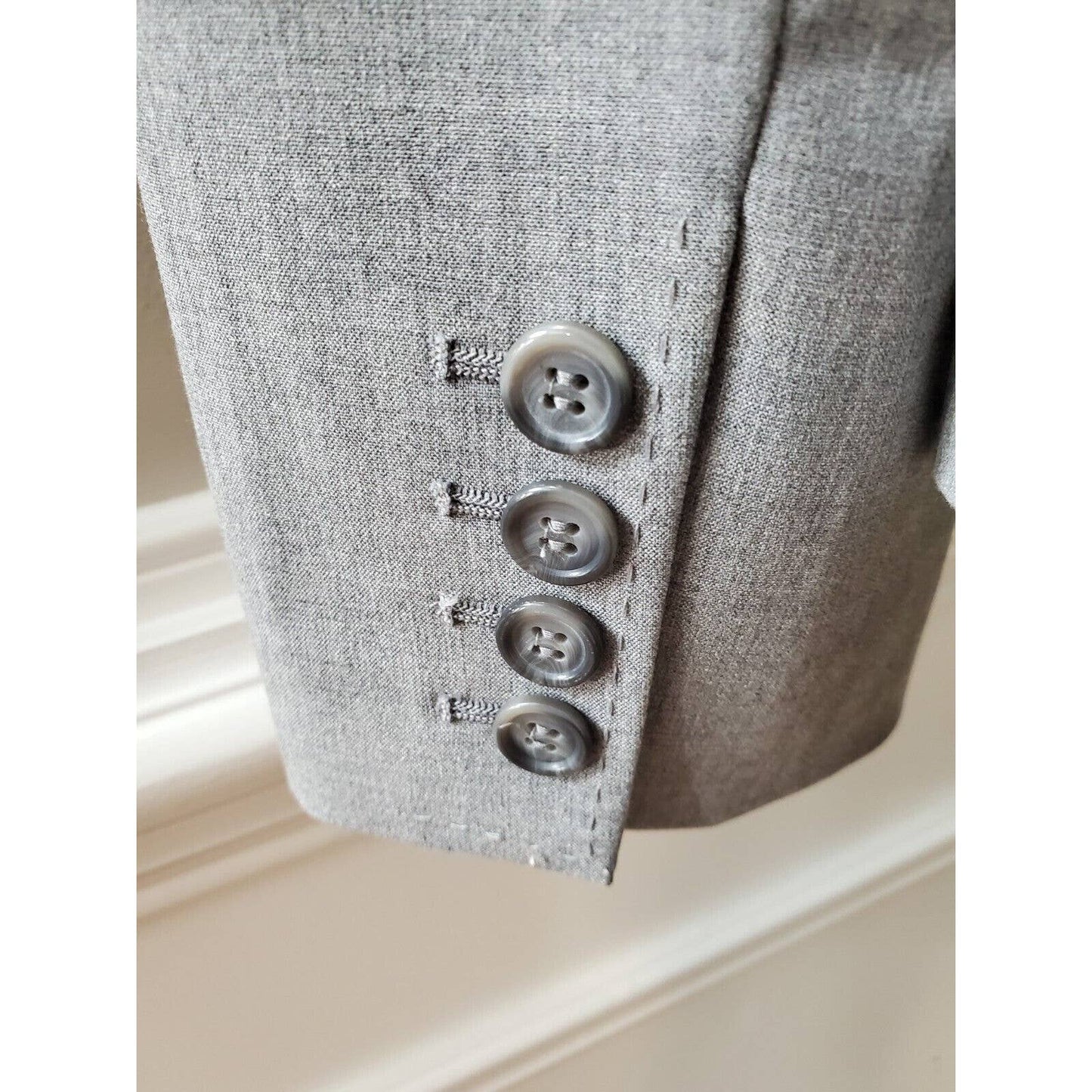 The Limited Women's Gray Polyester Single Breasted Long Sleeve Blazer Size 8