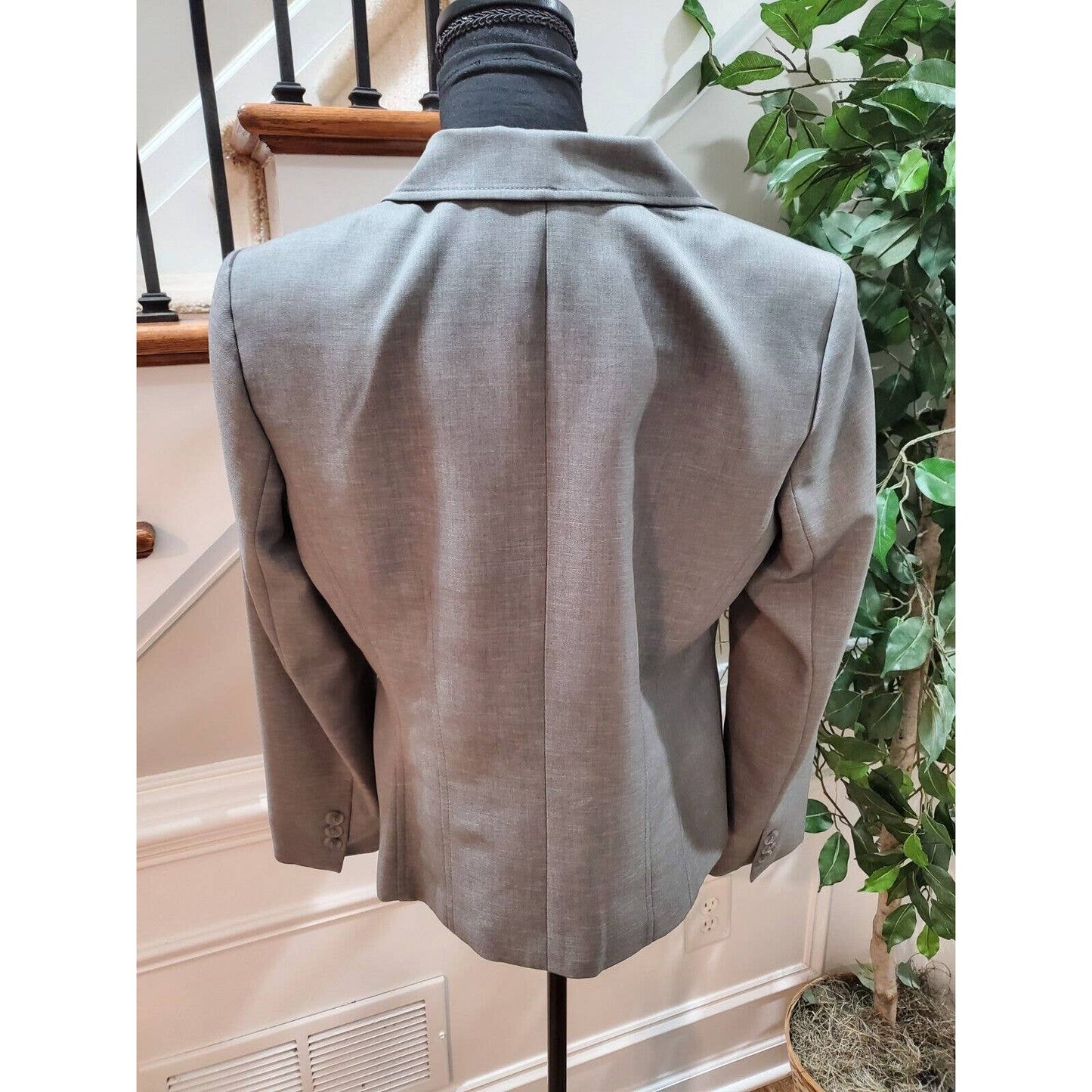 Kasper Women's Gray Polyester Long Sleeve Single Breasted Jacket Blazer Size 10
