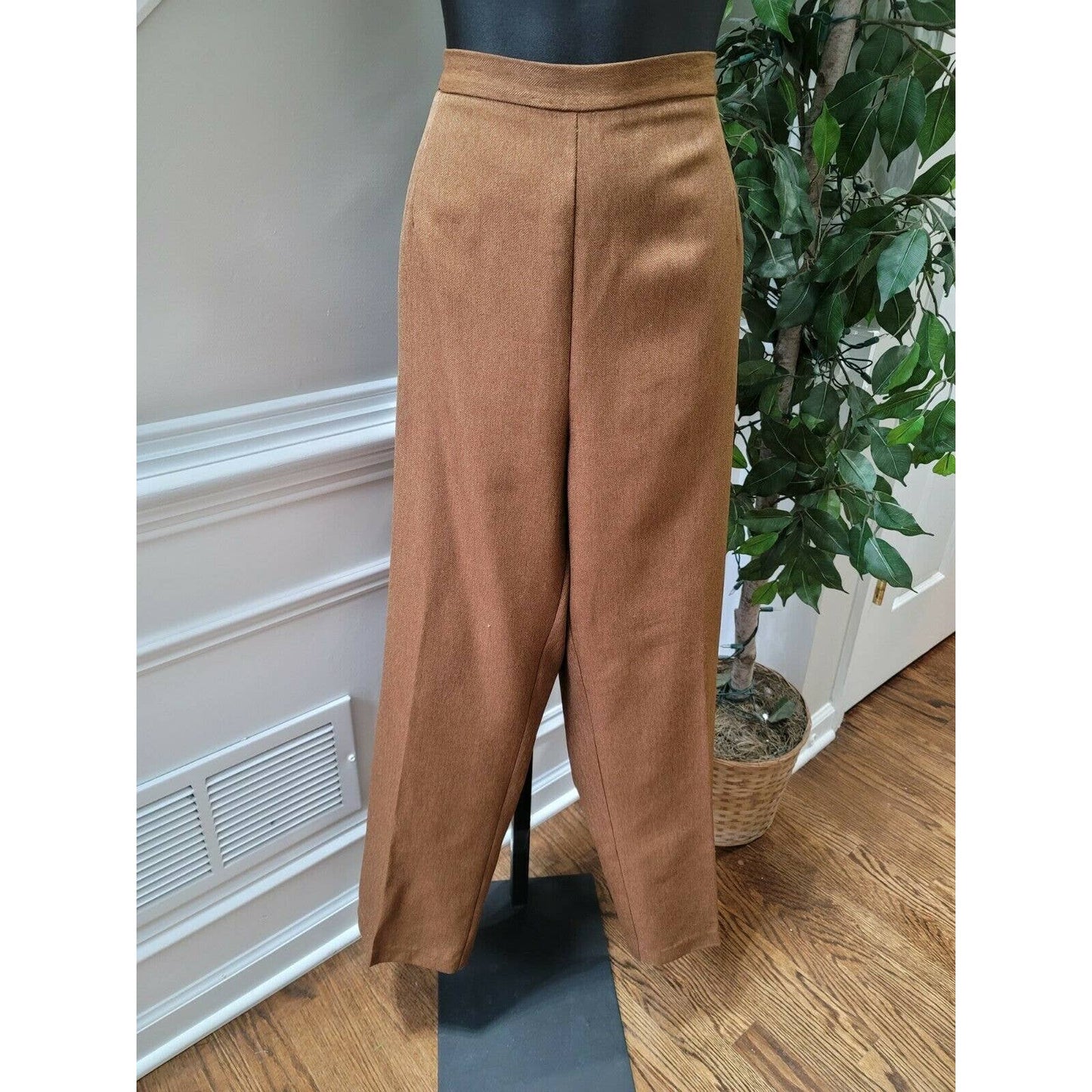 Sag Harbor Women's Brown 100% Polyester Blazer/Top & Pant 3 Piece Suits Size 16