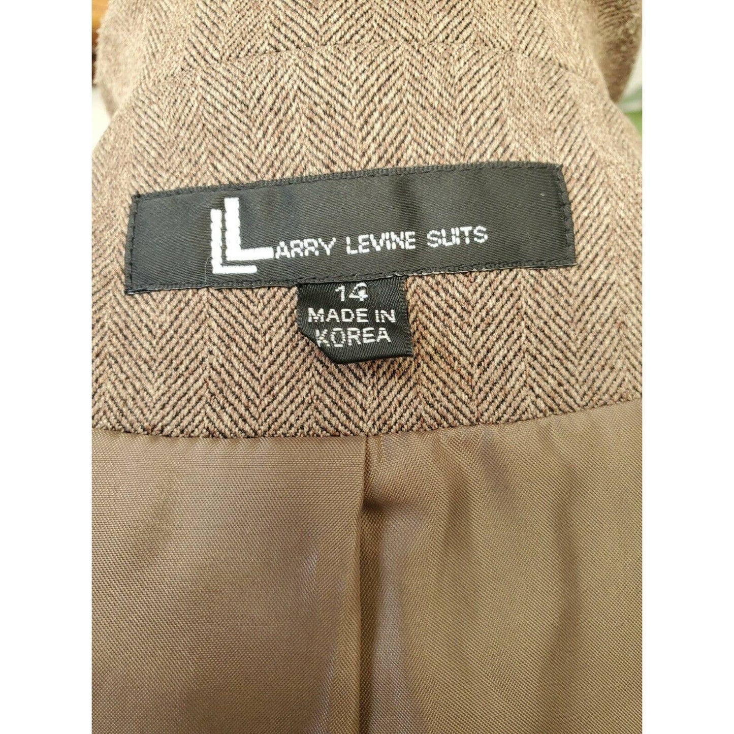 Larry Levine Women's Tan Polyester Blend Long Sleeve Collared Casual Blazer