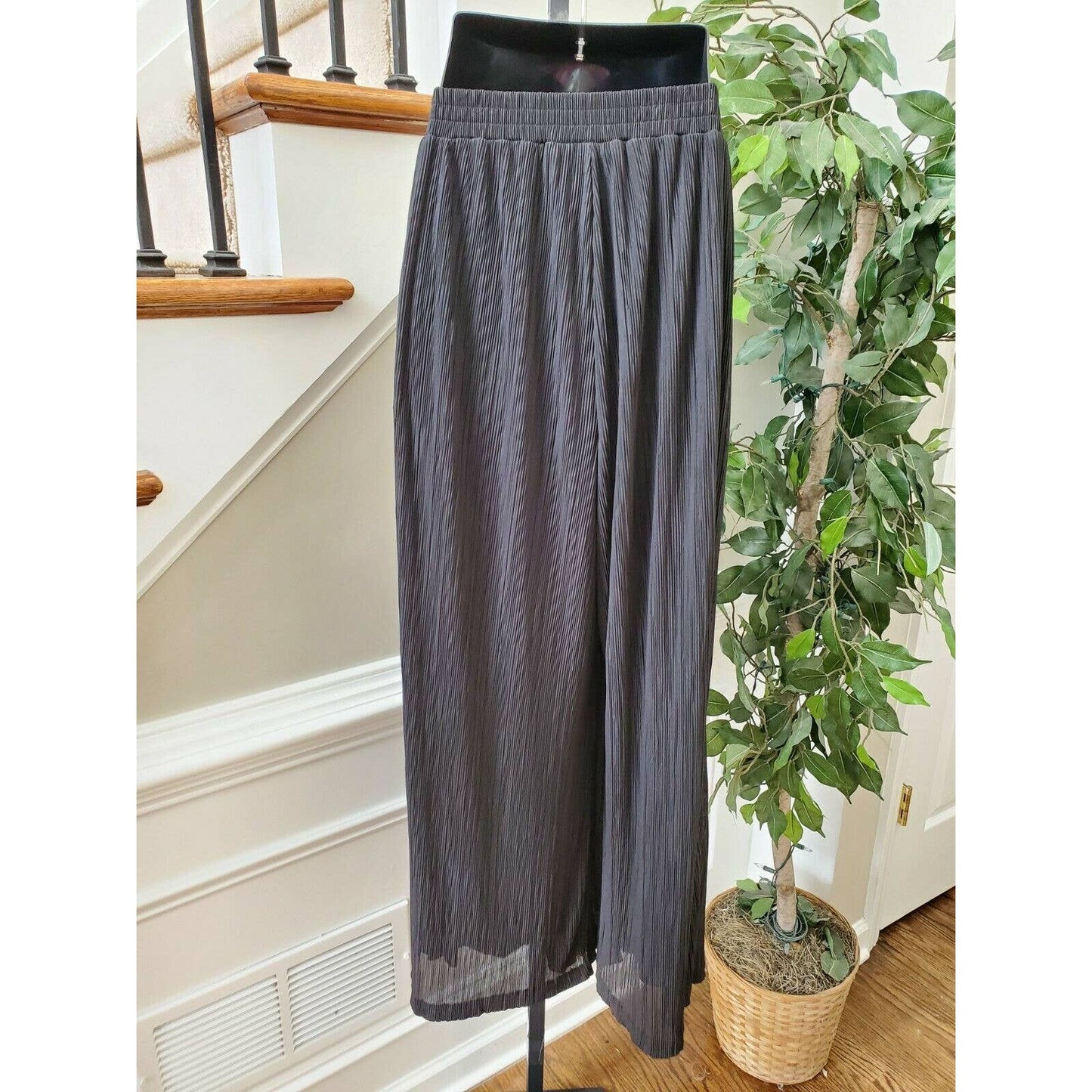 Added Dimensions Women's Black 100%Polyester High Rise Pull on Wide Leg Pants 0X