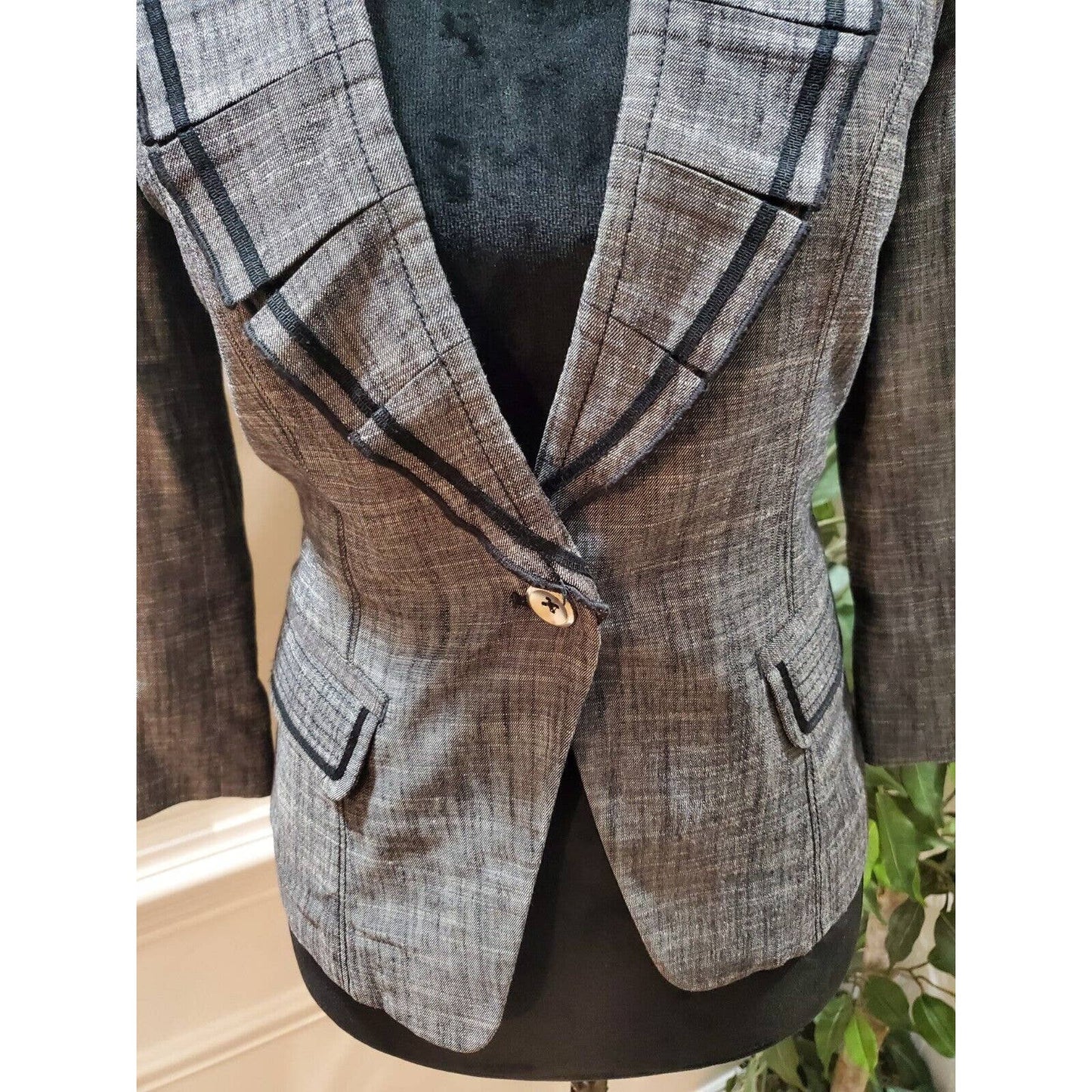 White House Black Market Women Gray Lyocell Long Sleeve Single Front Blazer 2