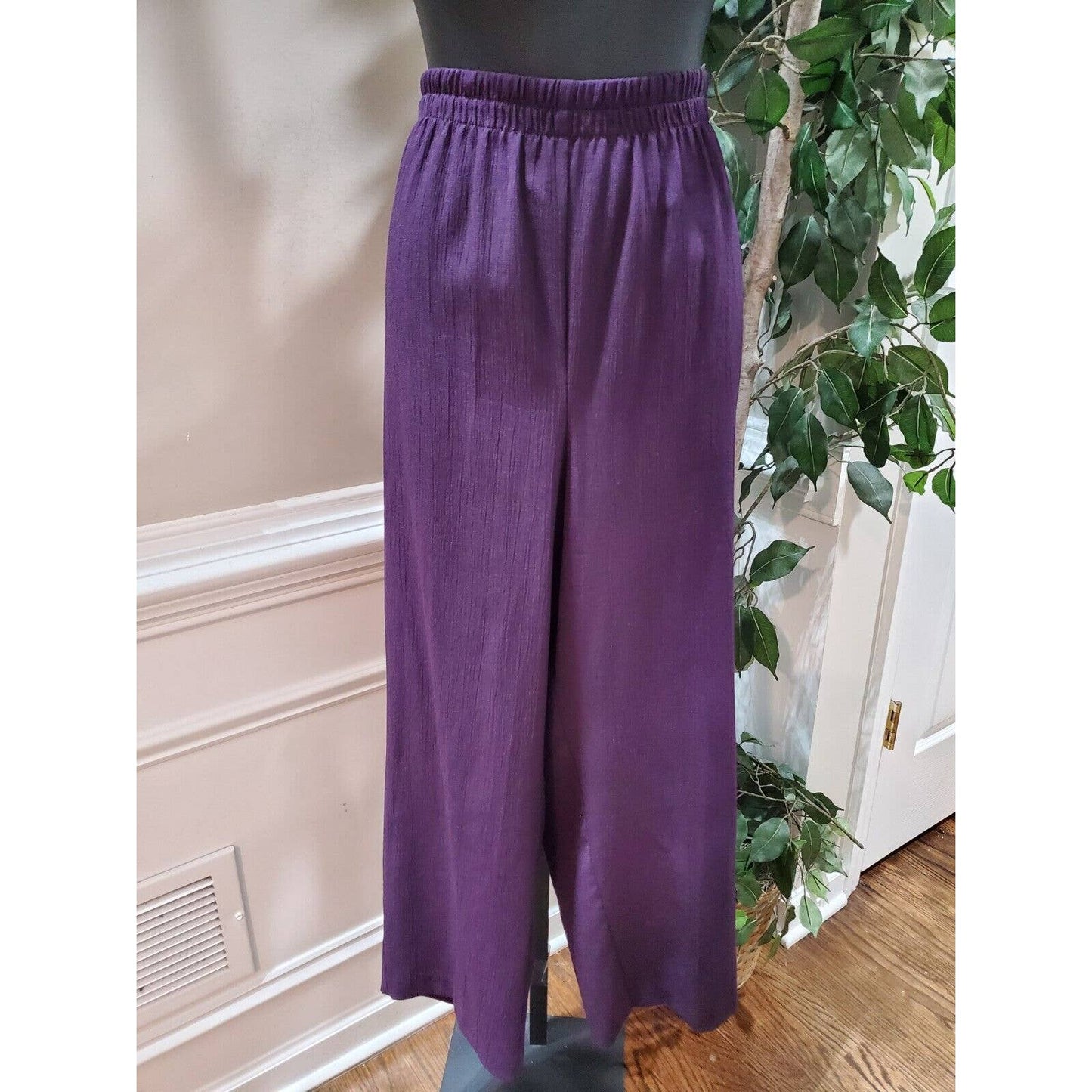 Sag Harbor Women's Purple Polyester Open Front Jacket & Pant 2 Piece Suit