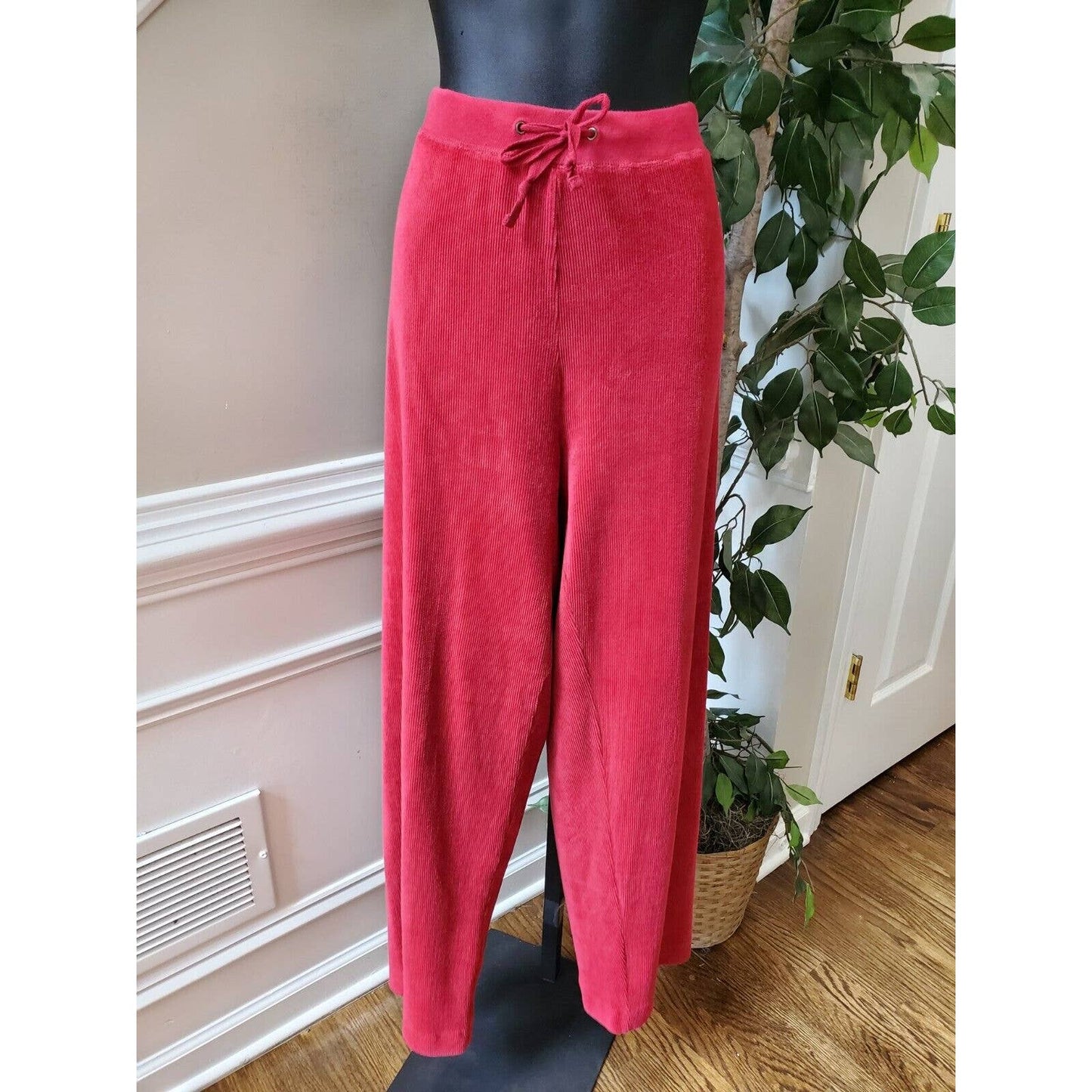 Three Hearts Women's Solid Red Cotton Full Zip Jacket & Trouser 2 Pc's Suit L