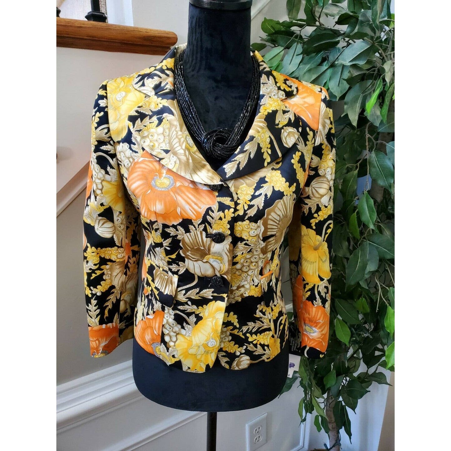 Jones Wear Women's Floral Polyester Long Sleeve Single Breasted Blazer Size 6P