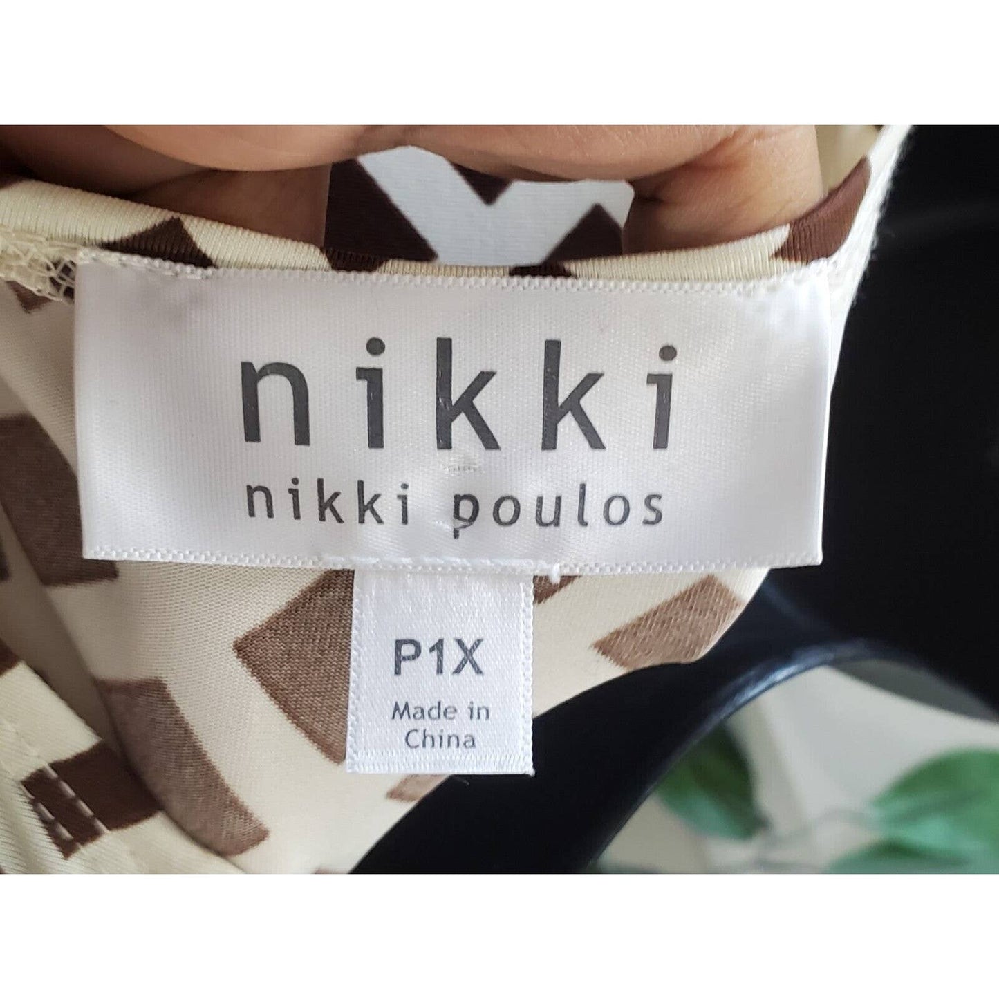 Nikki Poulos Women's White & Brown Polyester V-Neck Long Sleeves Maxi Dress P1X