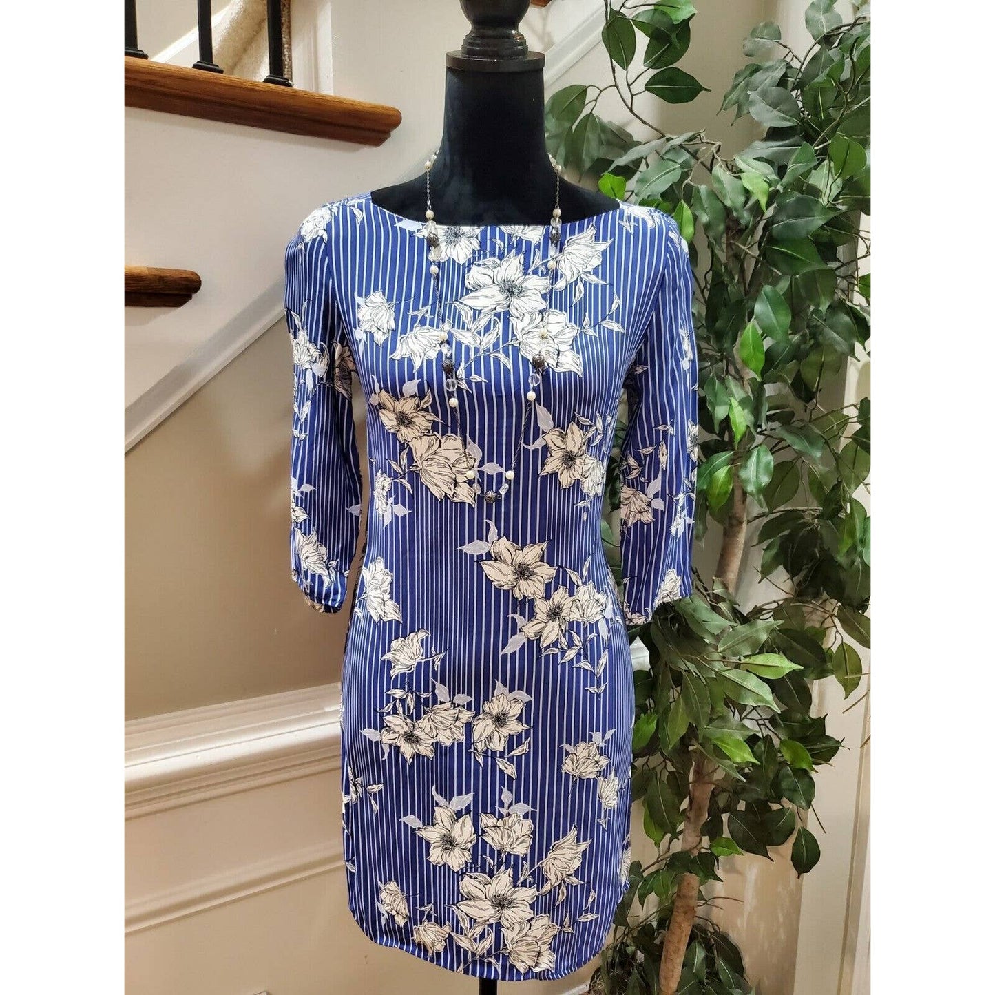 Halogen Women's Blue Floral Viscose Boat Neck Long Sleeve Knee Length Dress XS