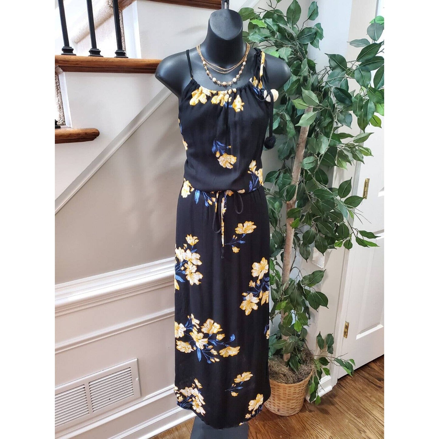 Xhilaration Women Black Floral Rayon Halter Neck Sleeveless Long Maxi Dress 2XL