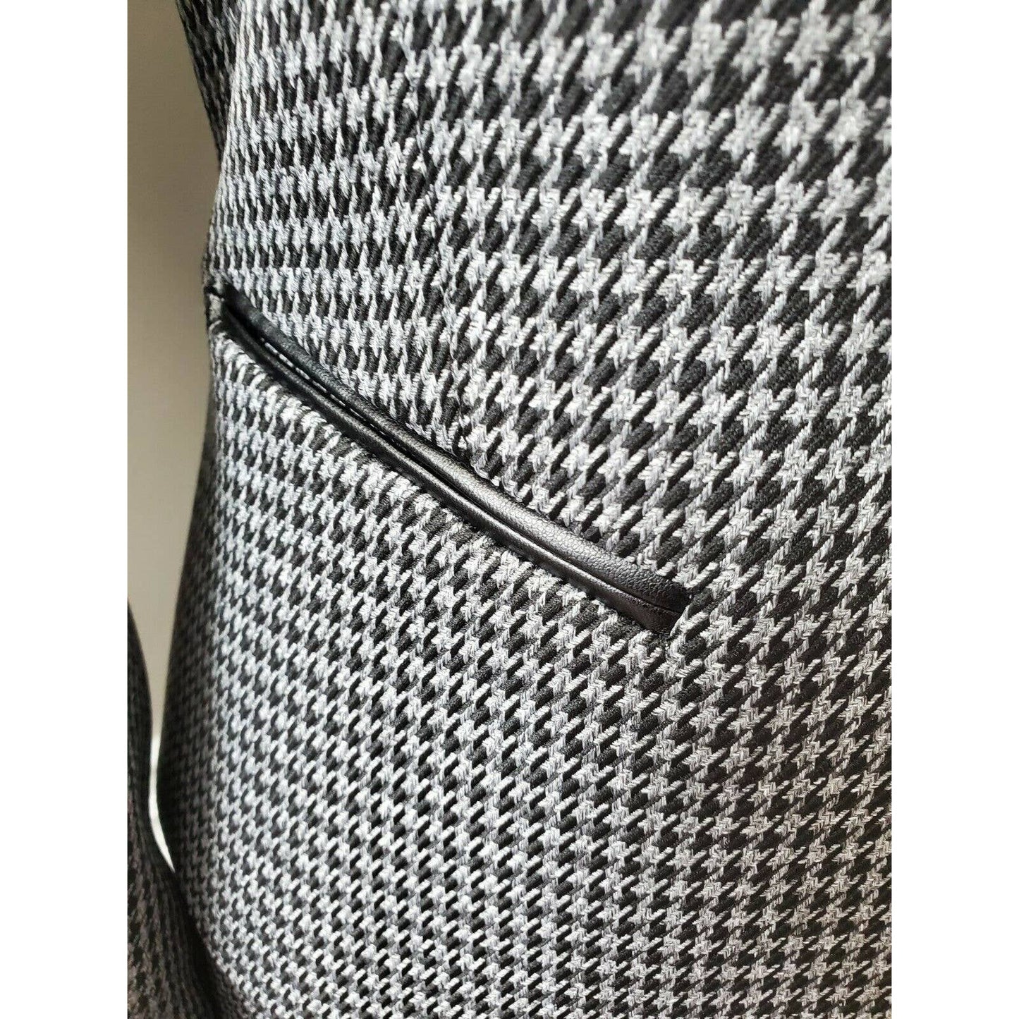 Tahari Women's White & Black Polyester Open Front 2 Piece Blazer & Skirt Suits 6