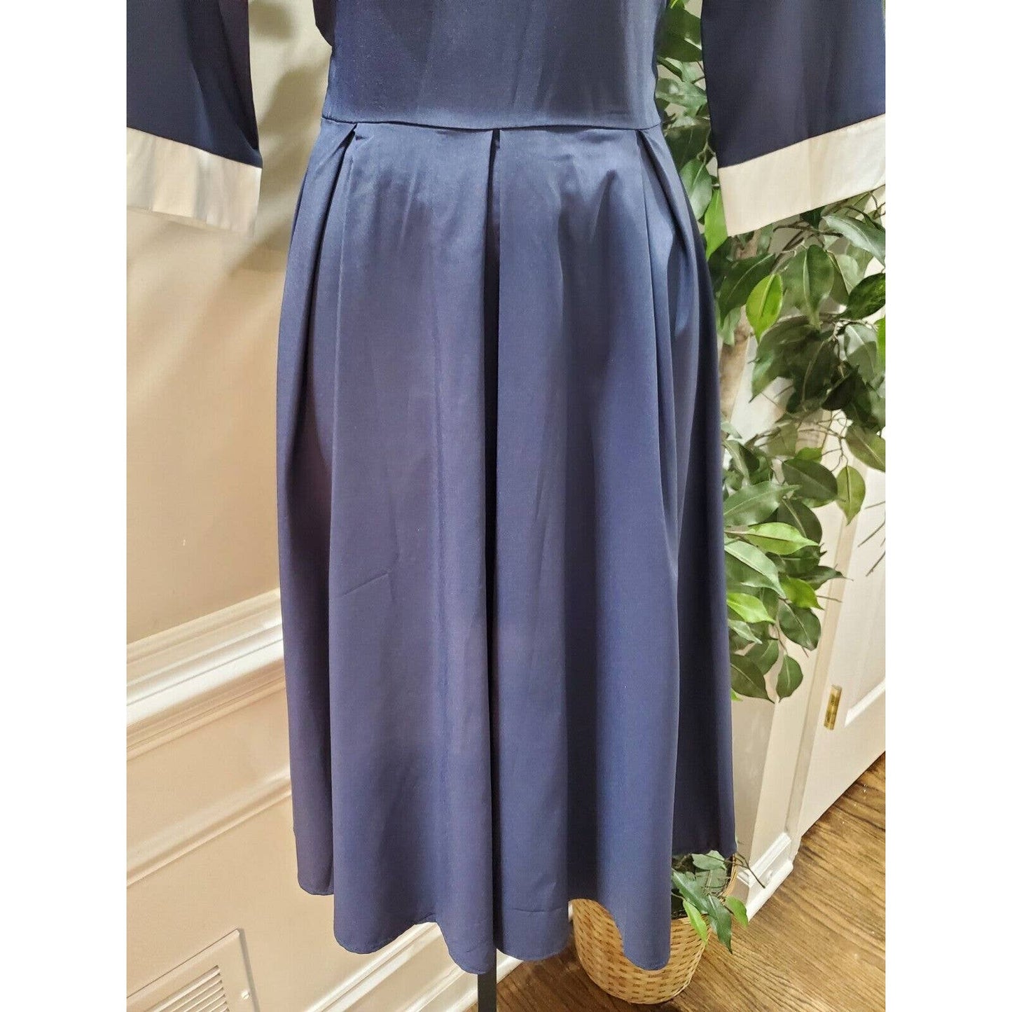 Women's Blue Solid Polyester Collared Long Sleeve Casual Knee Length Dress Small