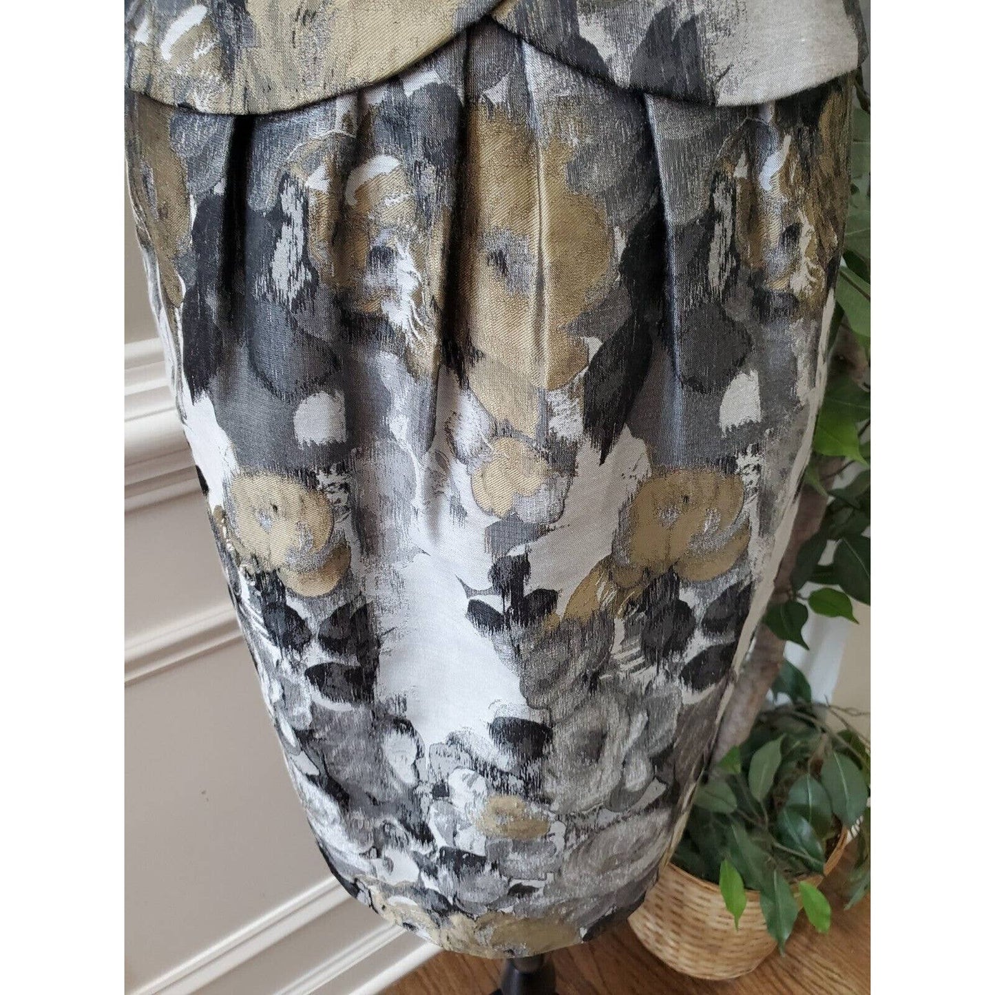 Adrianna Papell Silver Gray Abstract Print Peplum Sheath Dress Size 4
