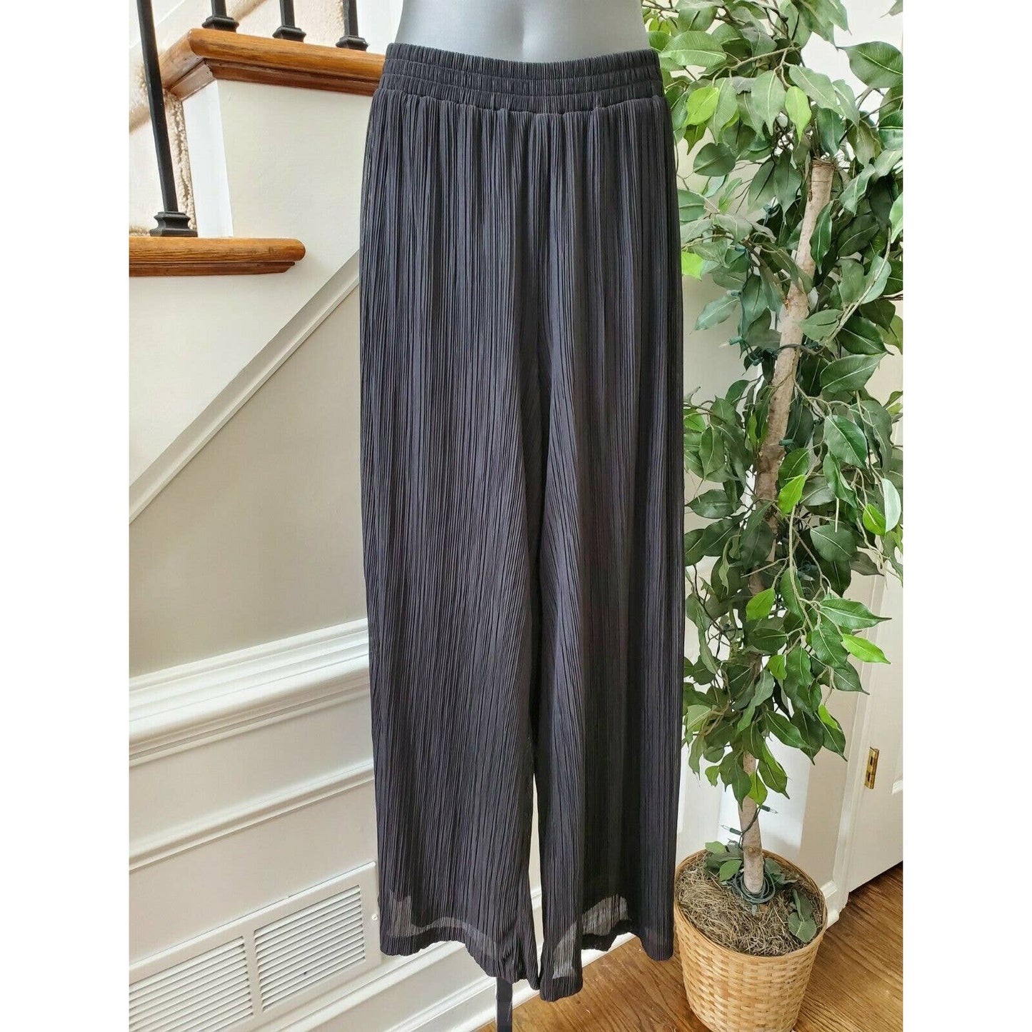 Added Dimensions Women's Black 100%Polyester High Rise Pull on Wide Leg Pants 0X