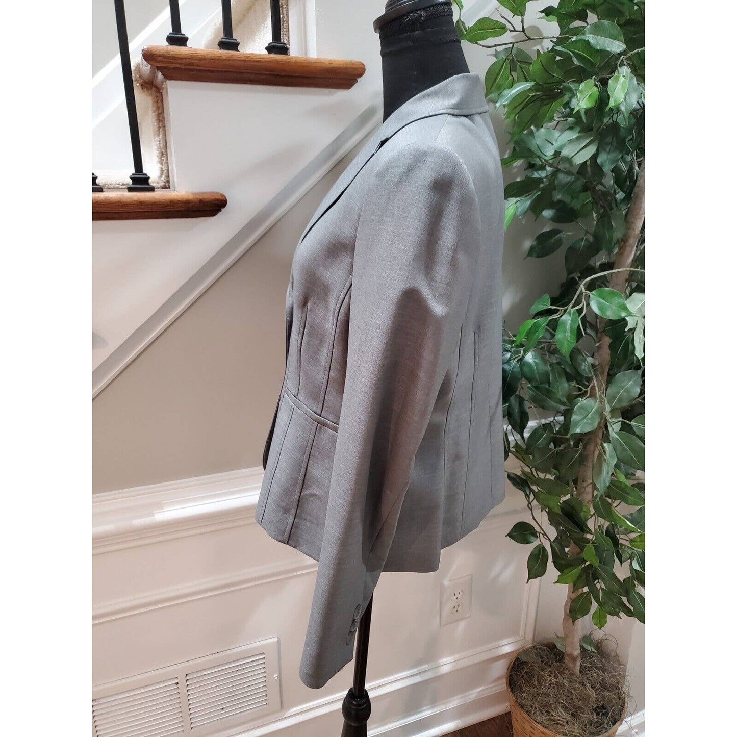 Kasper Women's Gray Polyester Long Sleeve Single Breasted Jacket Blazer Size 10