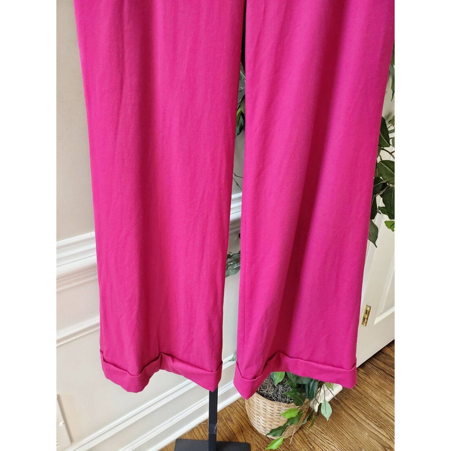 Women's Solid Pink Wool Blend Buttons Closure Wide Leg Cuffed Pants