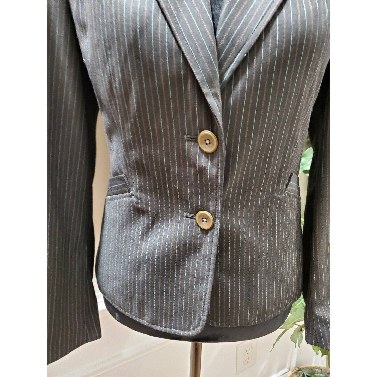 Signature Women's Black Lined Polyester Two Buttons Single Breasted Blazer 12P