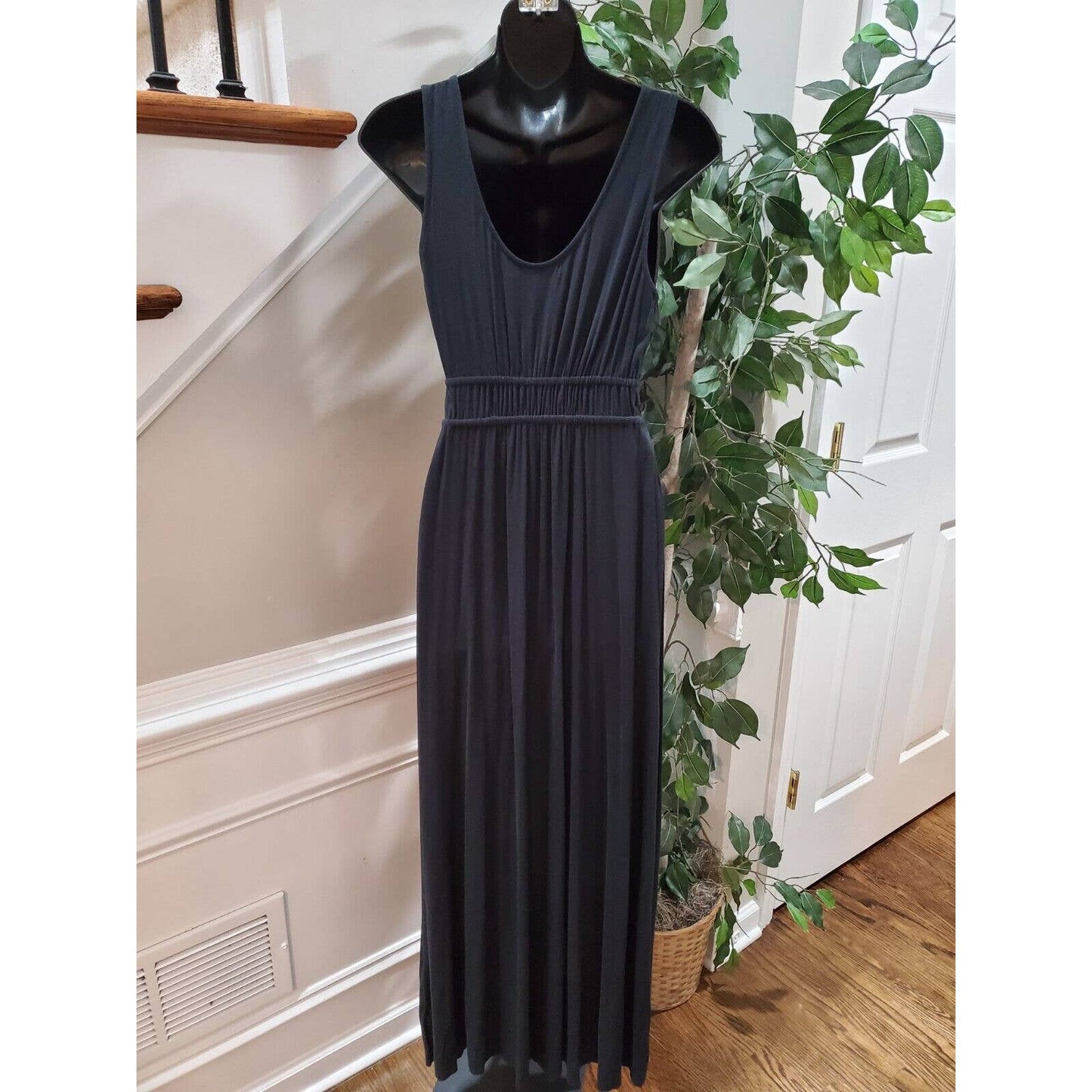 Kristin Davis Women's Black Rayon V-Neck Sleeveless Long Maxi Dress Size Small
