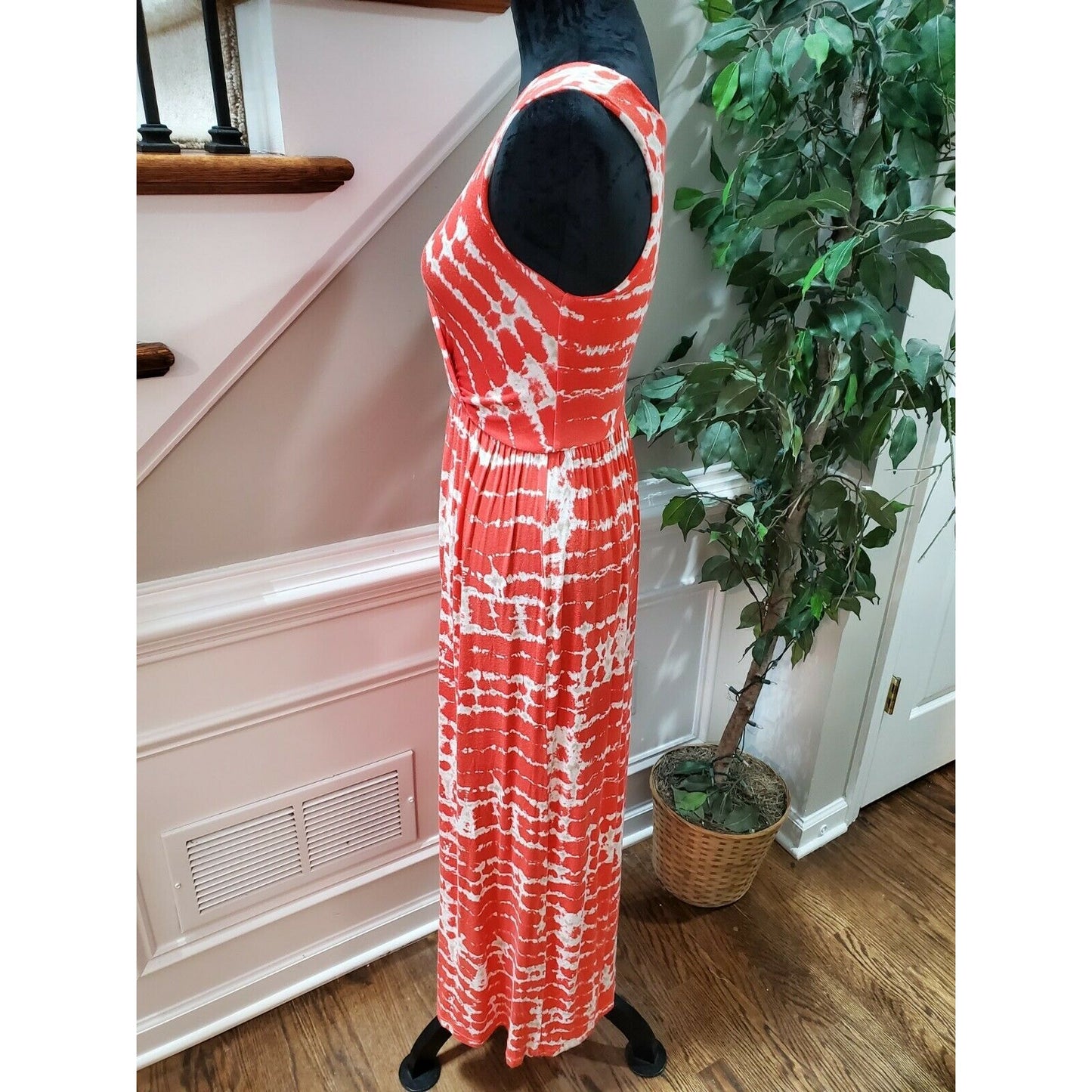 Gilli Women White & Orange Rayon V-Neck Sleeveless Long Maxi Dress Size X-Small